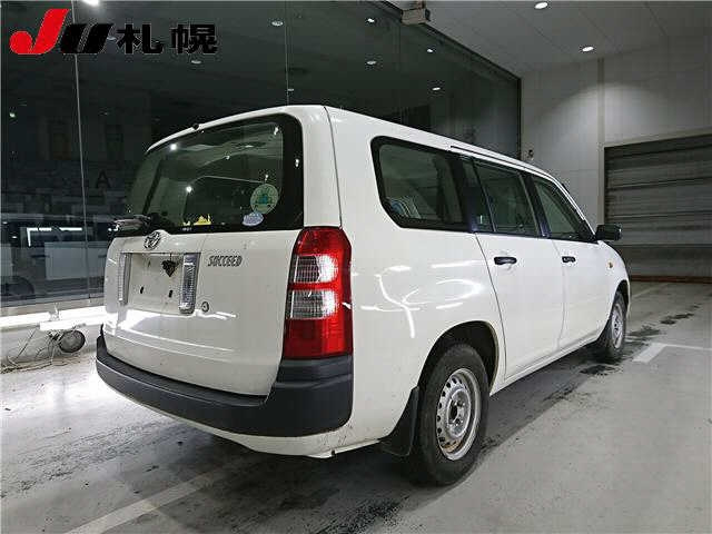TOYOTA SUCCEED 2013