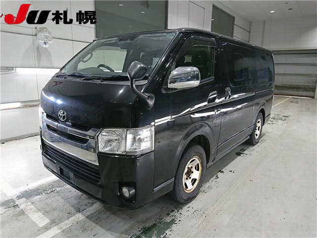 TOYOTA HIACE VAN 2018