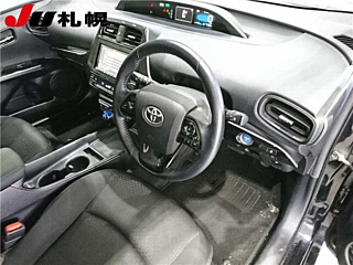 TOYOTA PRIUS 2020