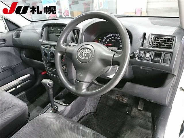 TOYOTA SUCCEED 2013