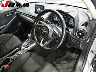 MAZDA DEMIO 2019