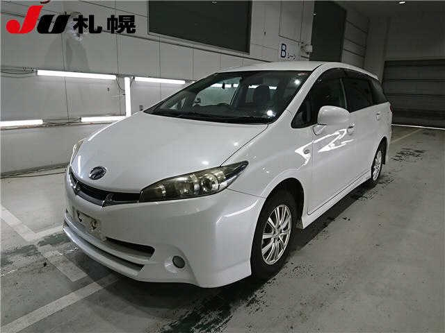 TOYOTA WISH 2010