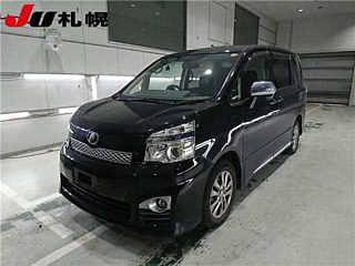 TOYOTA VOXY 2014
