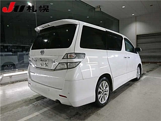 TOYOTA VELLFIRE 2010