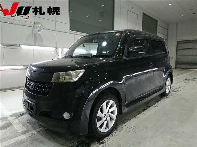 TOYOTA BB 2010