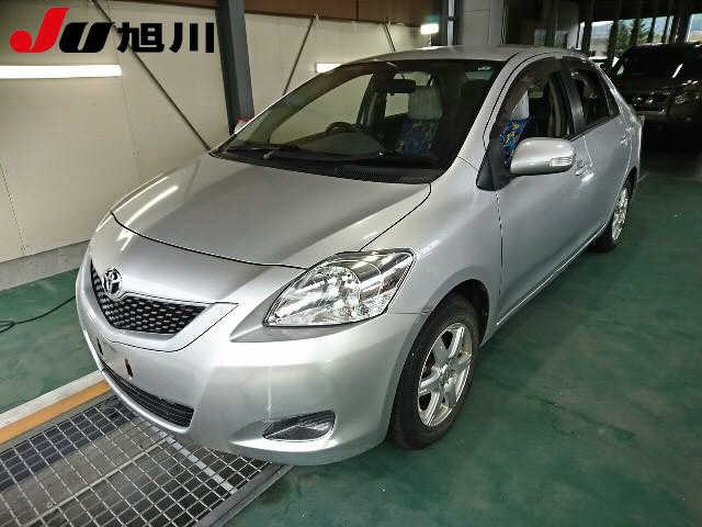 TOYOTA BELTA 2010