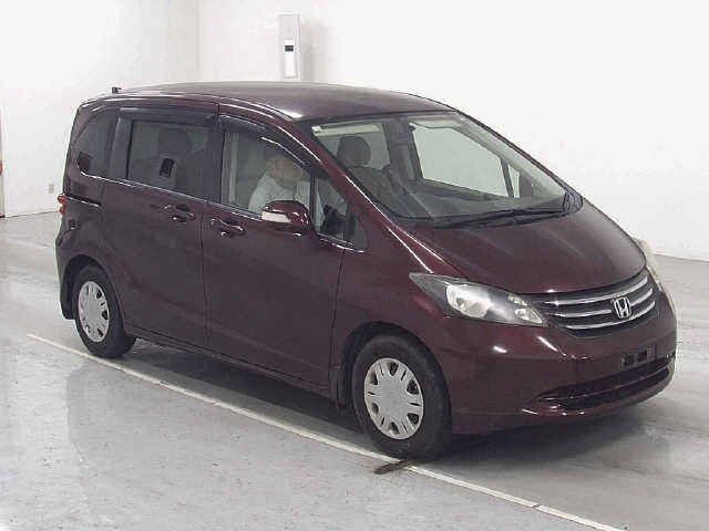 HONDA FREED 2010