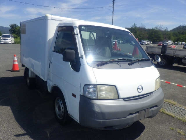 MAZDA BONGO 2011
