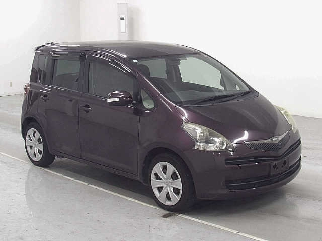 TOYOTA RACTIS 2010