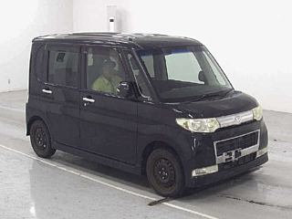 DAIHATSU TANTO 2009