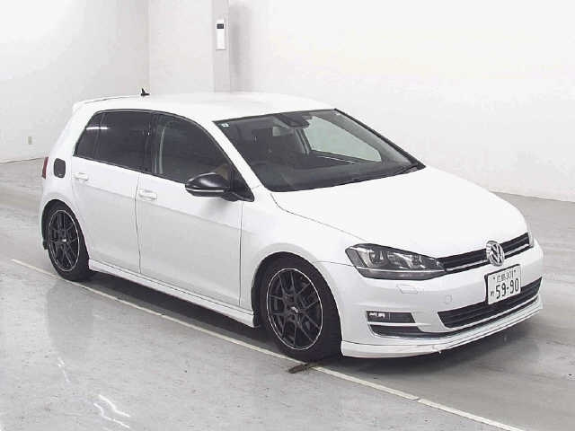 VOLKSWAGEN GOLF 2014