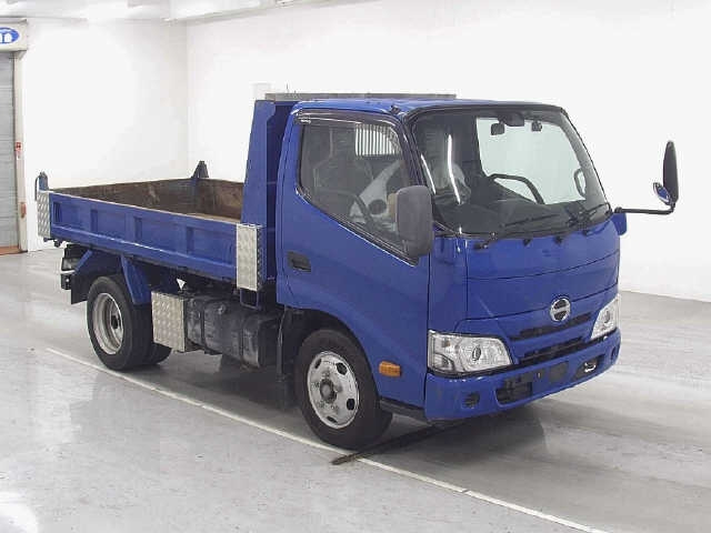 HINO DUTRO 2022