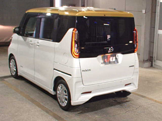 NISSAN ROOX 2022
