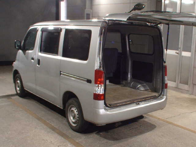 TOYOTA LITE ACE VAN 2018