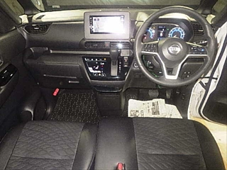 NISSAN ROOX 2021