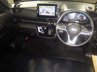NISSAN ROOX 2021