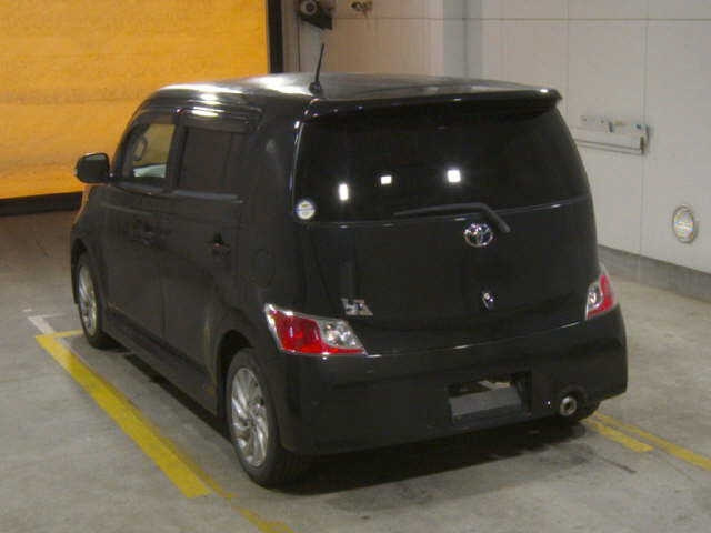 TOYOTA BB 2008