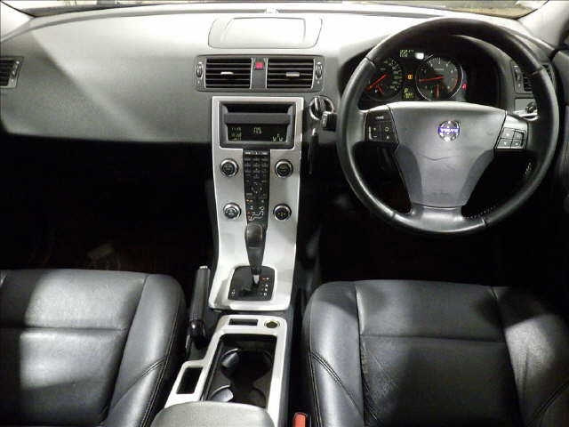 VOLVO V50 2012