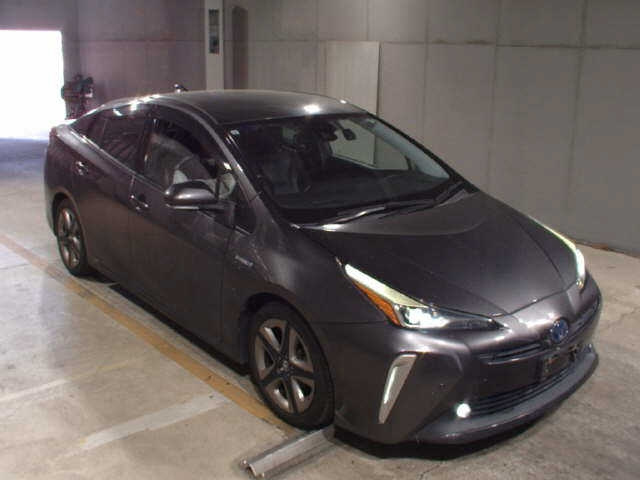 TOYOTA PRIUS 2019