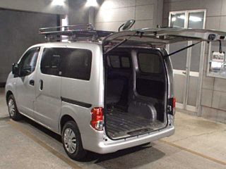 NISSAN NV200 2015