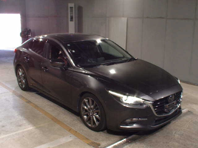 MAZDA AXELA 2017
