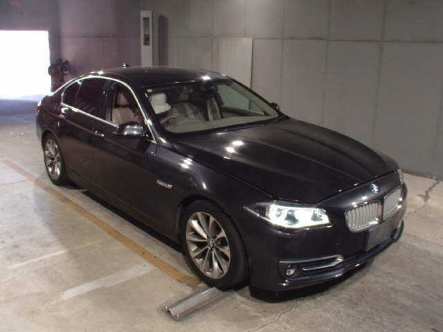 BMW 5 SERIES 2014