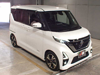 NISSAN ROOX 2022