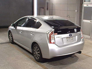 TOYOTA PRIUS 2012