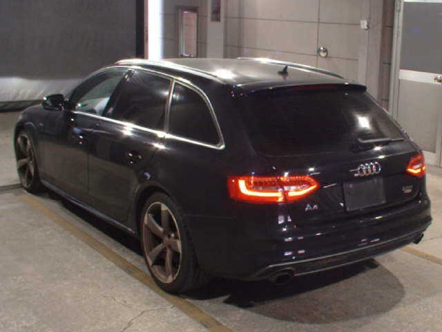 AUDI A4 2014