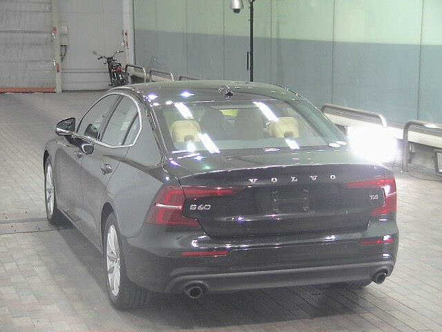 VOLVO S60 2020