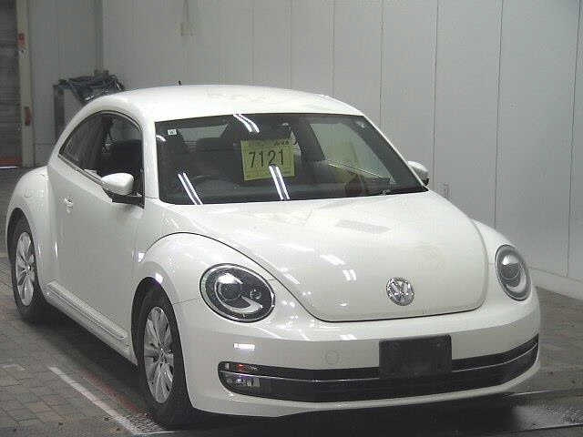 VOLKSWAGEN THE BEETLE 2013