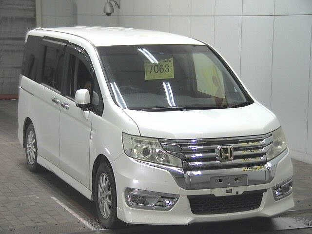 HONDA STEP WAGON 2012