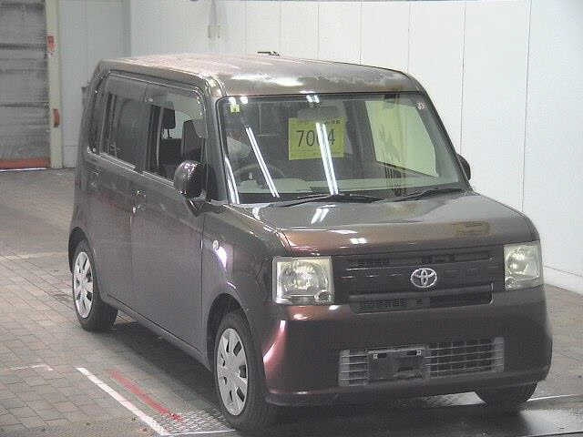 TOYOTA PIXIS SPACE 2012