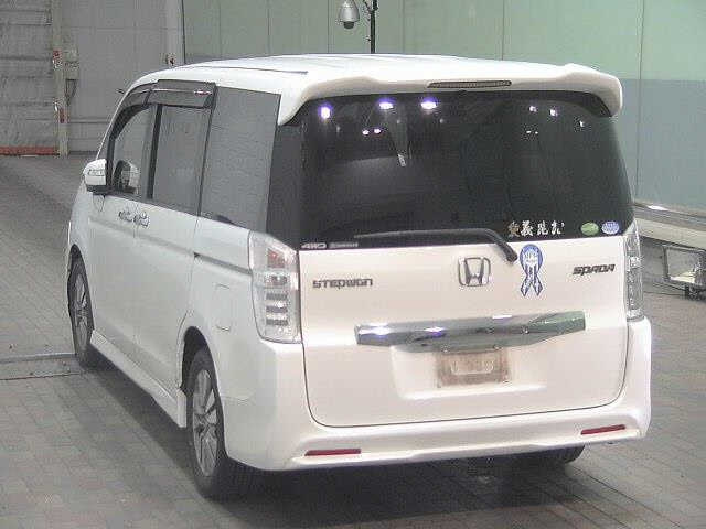 HONDA STEP WAGON 2012
