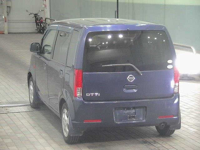 NISSAN OTTI 2010