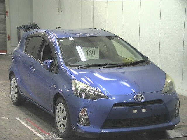 TOYOTA AQUA 2012