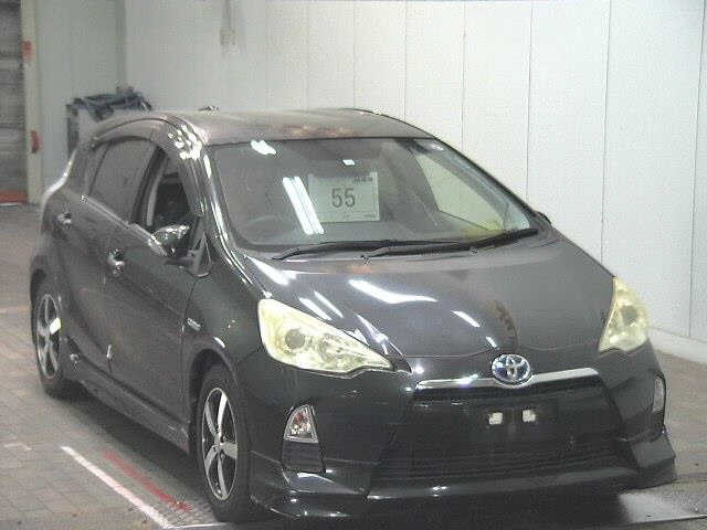 TOYOTA AQUA 2012