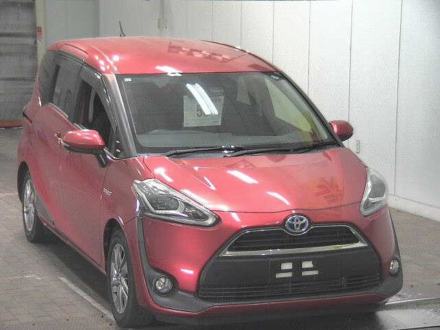 TOYOTA SIENTA 2015