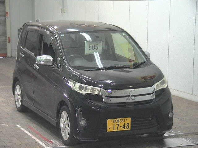 MITSUBISHI EK CUSTOM 2013