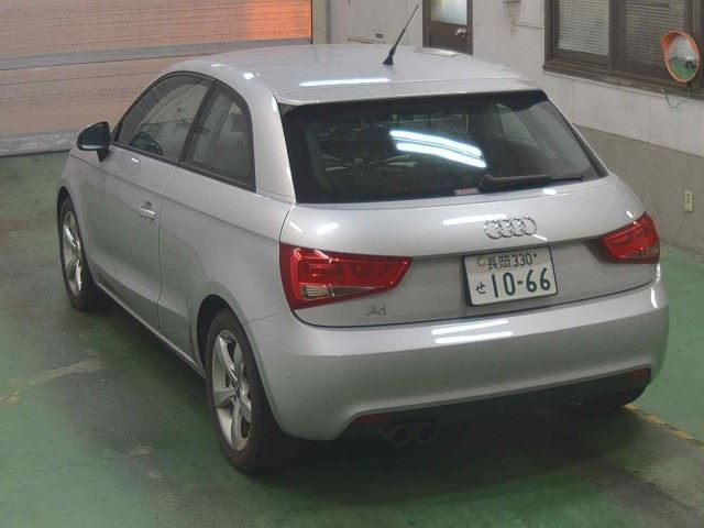 AUDI A1 2011