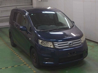 HONDA FREED 2010