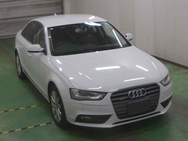 AUDI A4 2014