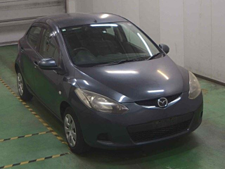 MAZDA DEMIO 2010