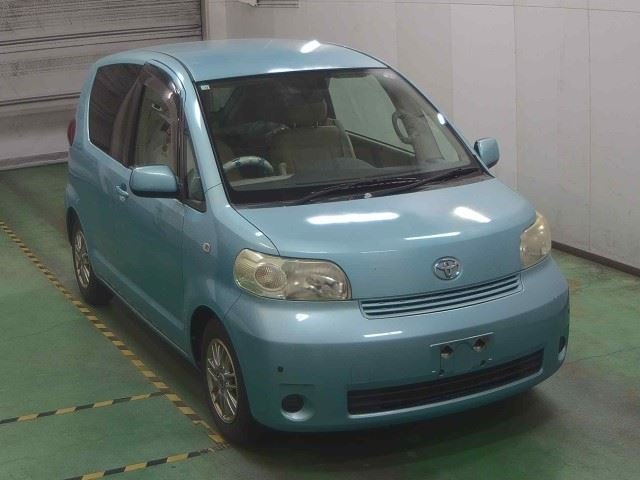 TOYOTA PORTE 2008