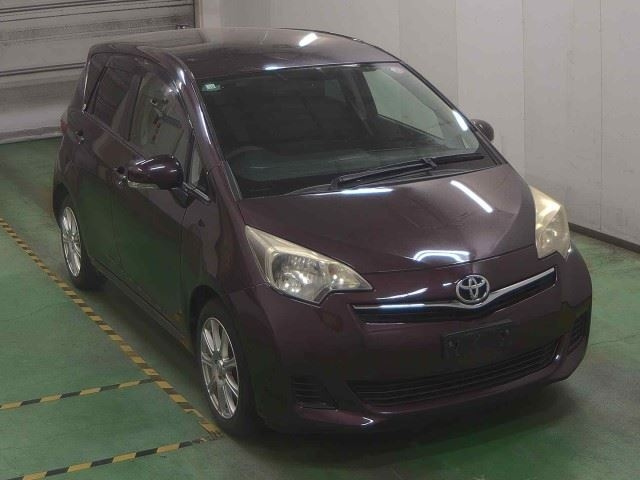 TOYOTA RACTIS 2010