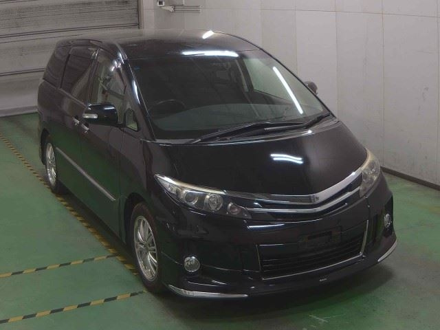 TOYOTA ESTIMA 2014