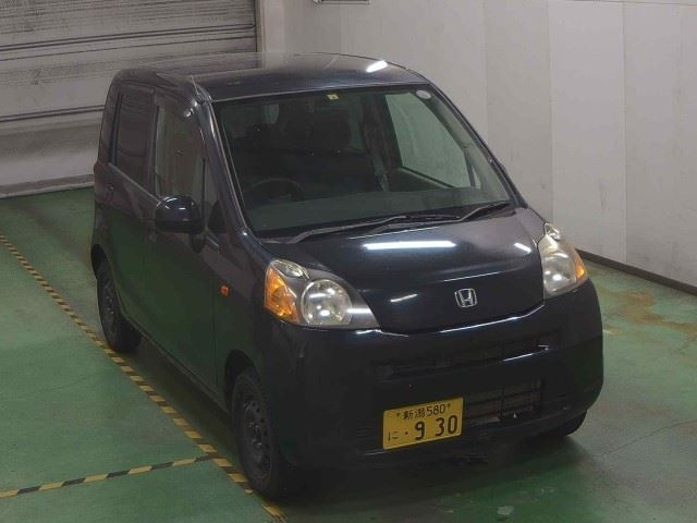 HONDA LIFE 2010