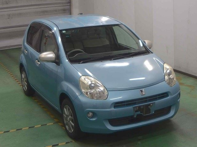 TOYOTA PASSO 2010