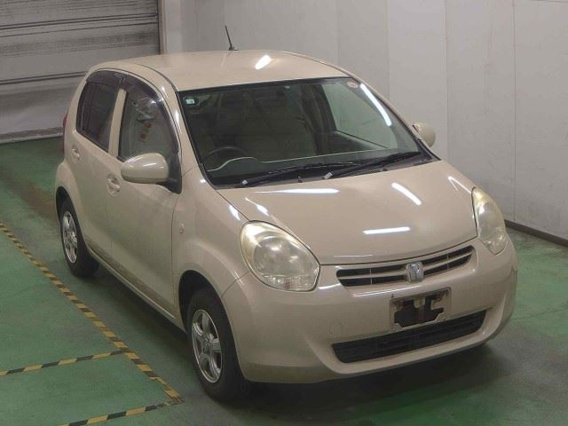 TOYOTA PASSO 2010