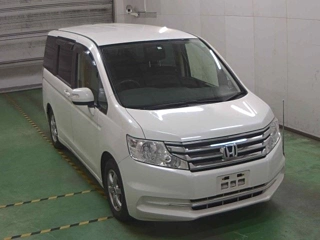 HONDA STEP WAGON 2012